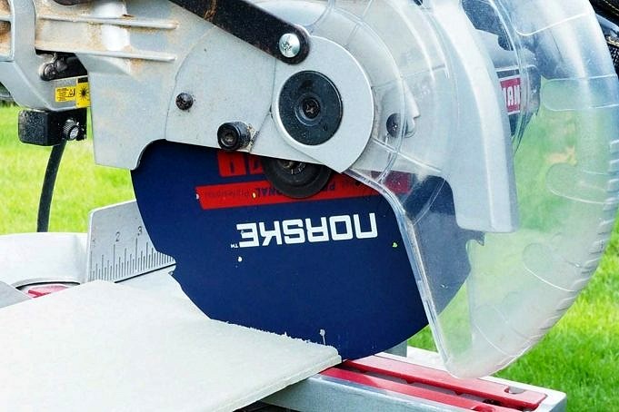 How To Cut Laminate With Reciprocating Saw?